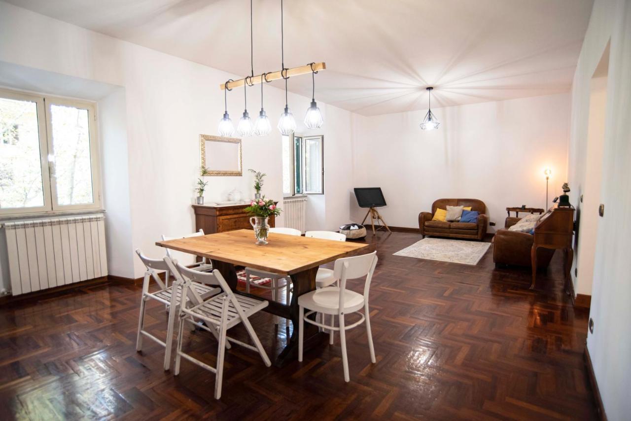 Casa Futura Trastevere Lägenhet